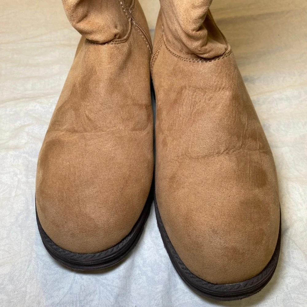 Muk Luks warm comfortable